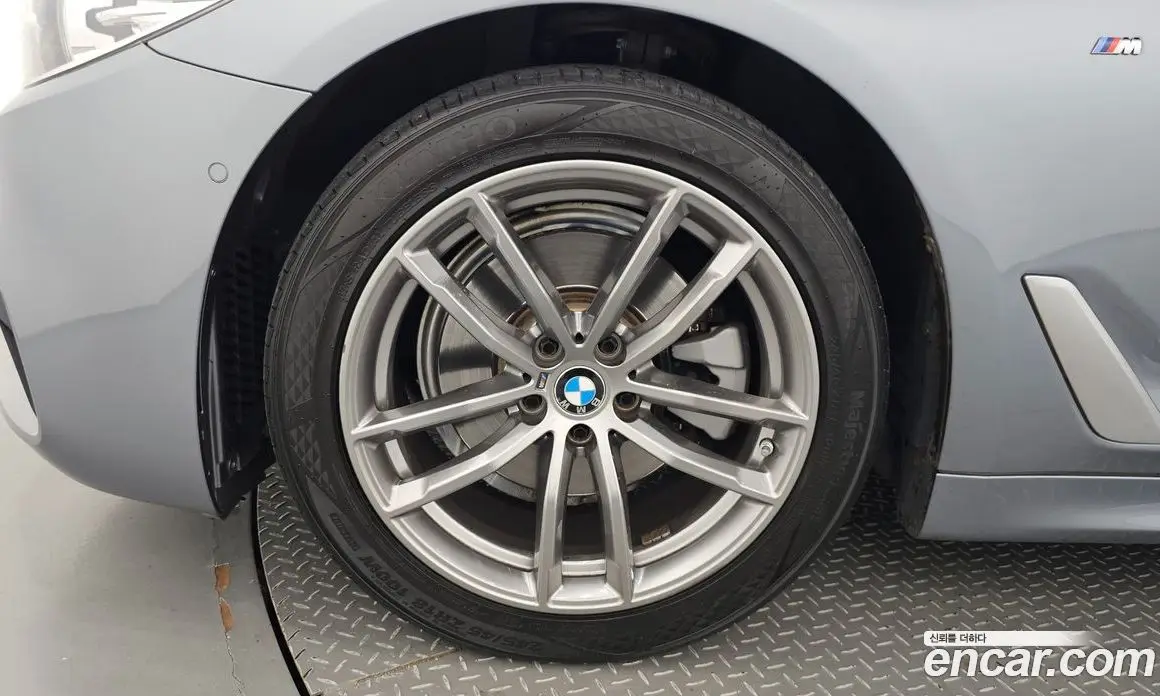 BMW 5 серия 2017 2.0 автомат (гидро), фото 5