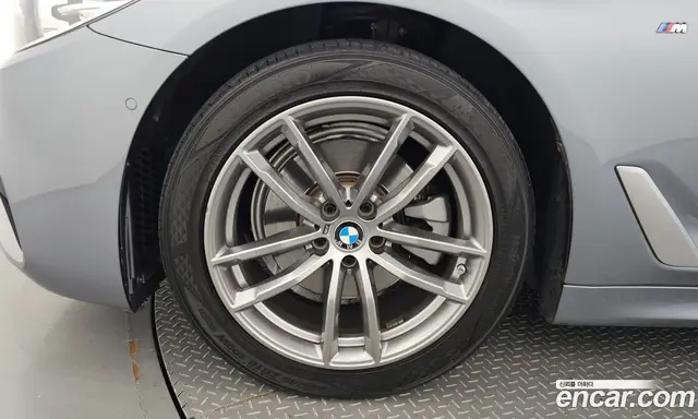 BMW 5 серия 2017 2.0 автомат (гидро), миниатюра 5