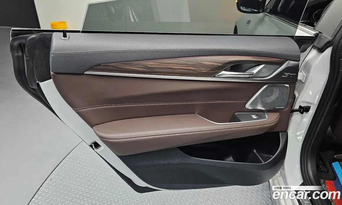 BMW 6 серия 2022 3.0 автомат (гидро), фото 15