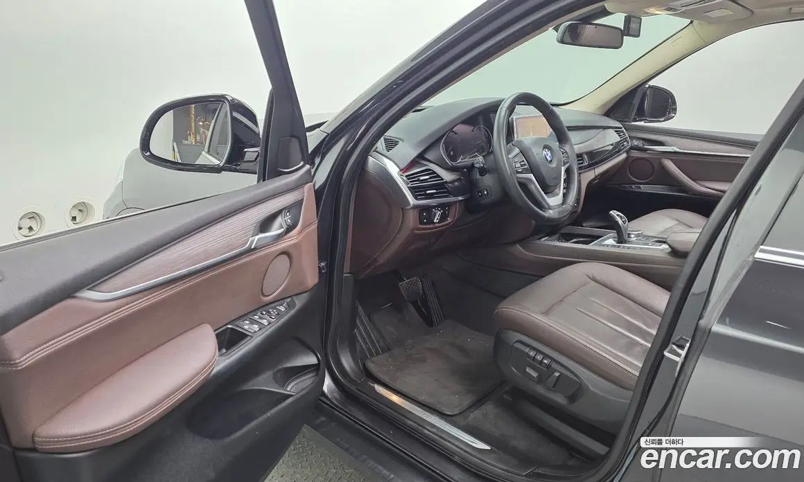 BMW X5 2017 3.0 автомат (гидро), фото 10