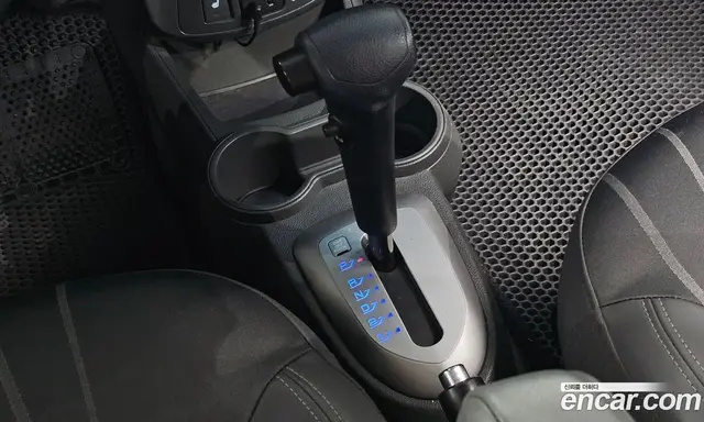 Chevrolet Spark 2013 1.0 автомат (гидро), миниатюра 12