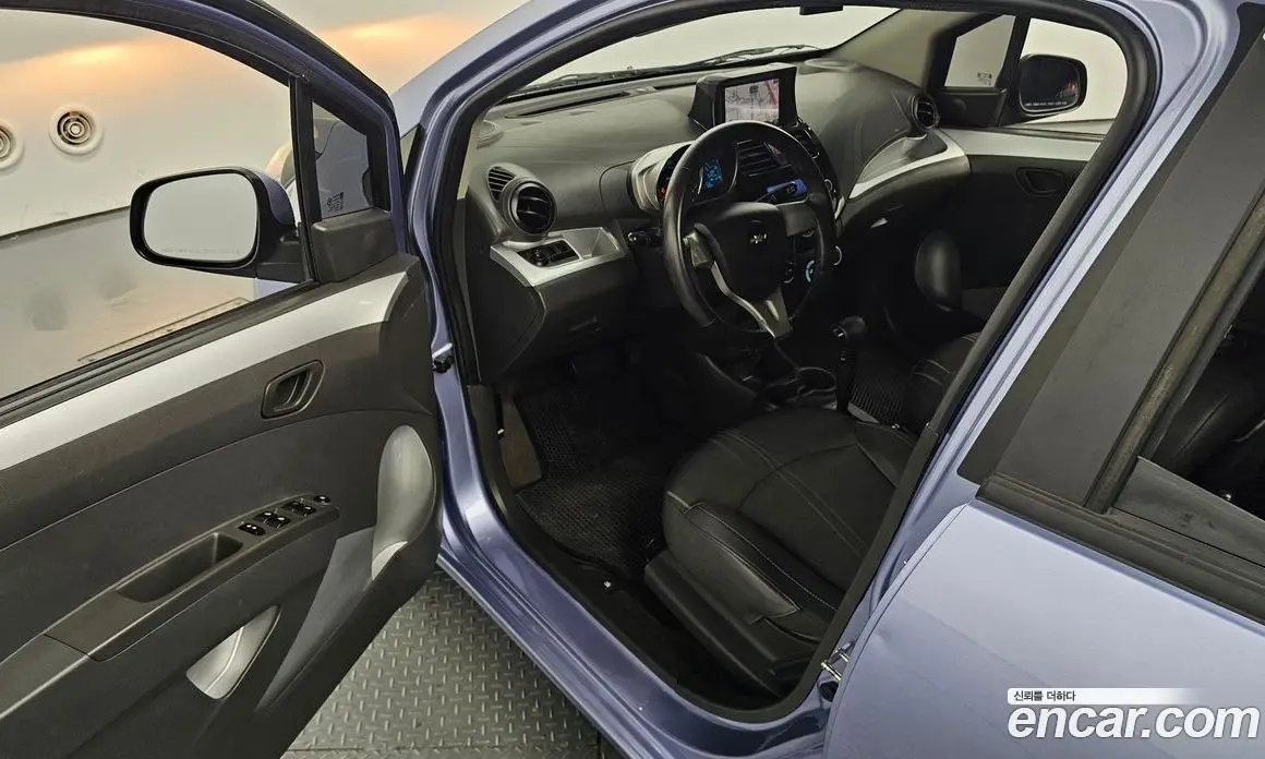 Chevrolet Spark 2013 1.0 автомат (гидро), фото 13