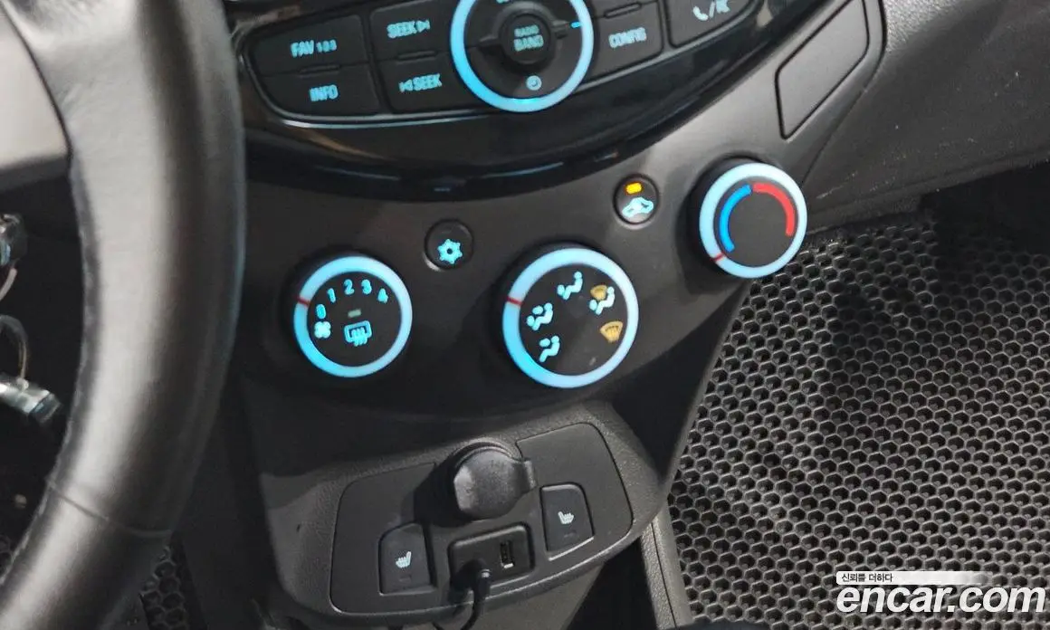 Chevrolet Spark 2013 1.0 автомат (гидро), фото 24
