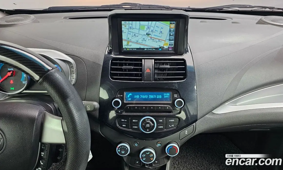 Chevrolet Spark 2015 1.0 автомат (гидро), фото 20