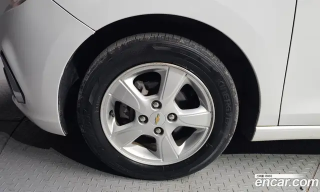 Chevrolet Spark 2015 1.0 автомат (гидро), миниатюра 5