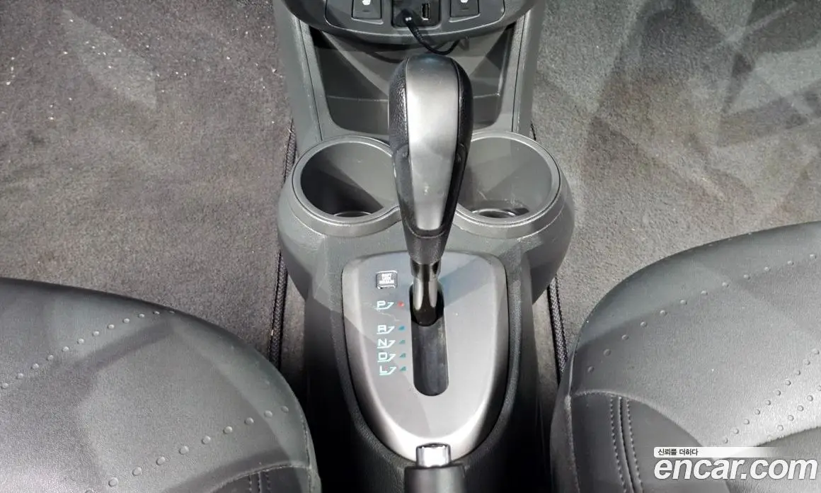 Chevrolet Spark 2015 1.0 автомат (гидро), фото 9