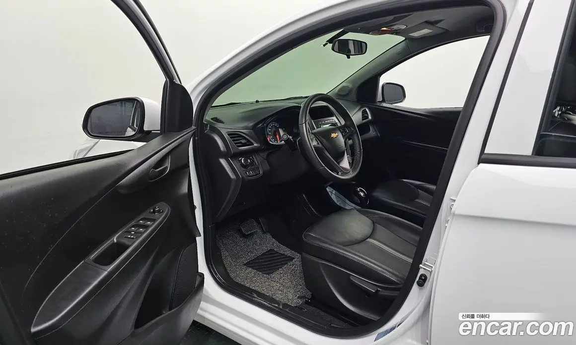 Chevrolet Spark 2021 1.0 автомат (гидро), фото 13