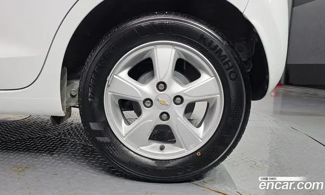 Chevrolet Spark 2021 1.0 автомат (гидро), миниатюра 7
