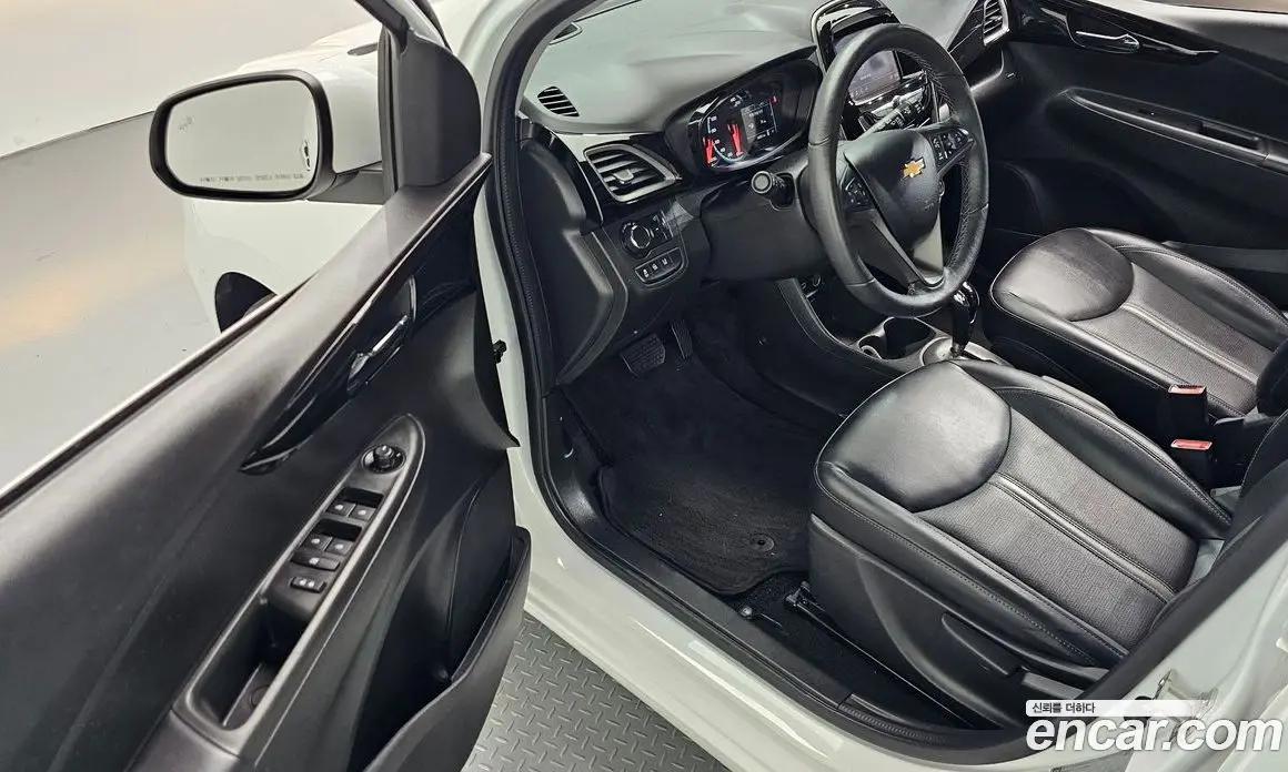 Chevrolet Spark 2021 1.0 автомат (гидро), фото 13
