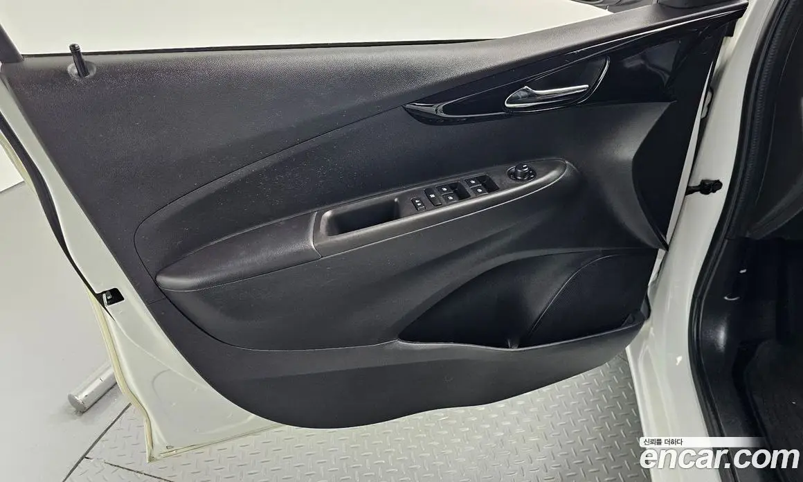 Chevrolet Spark 2021 1.0 автомат (гидро), фото 14