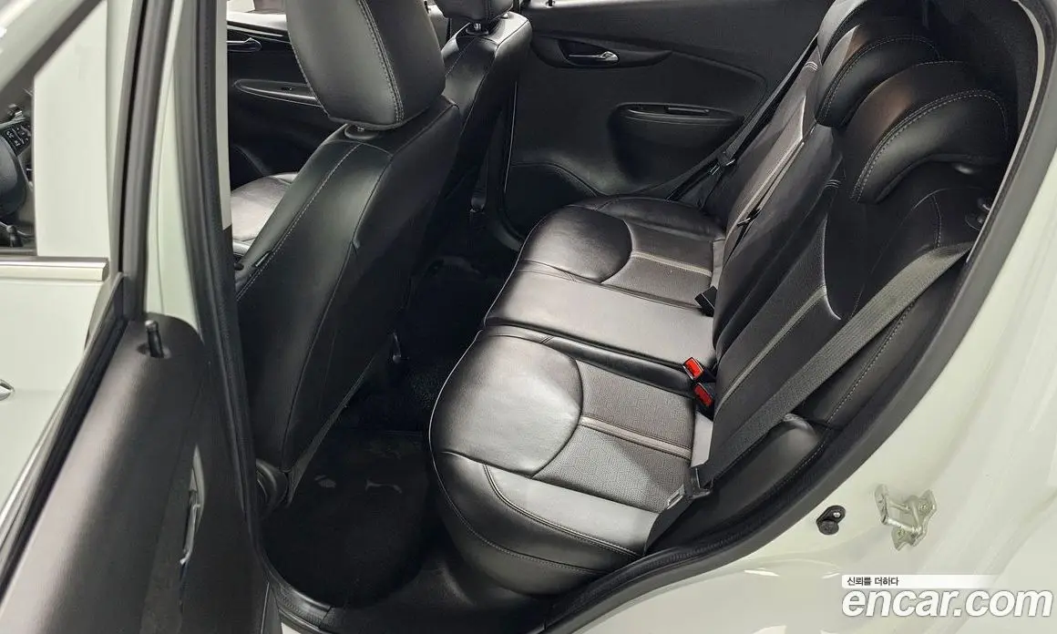 Chevrolet Spark 2021 1.0 автомат (гидро), фото 17