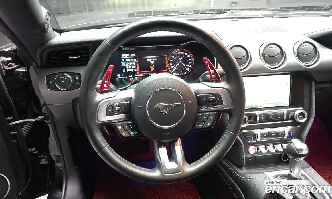 Ford Mustang 2022 2.3 автомат (гидро), фото 13