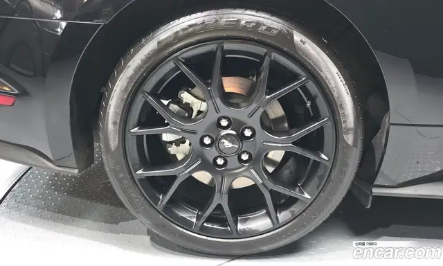 Ford Mustang 2022 2.3 автомат (гидро), миниатюра 5