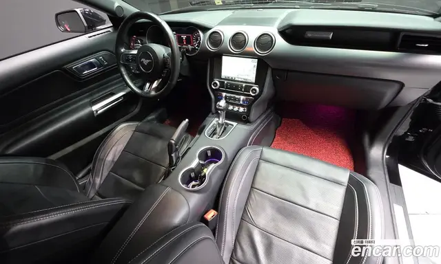 Ford Mustang 2022 2.3 автомат (гидро), миниатюра 7