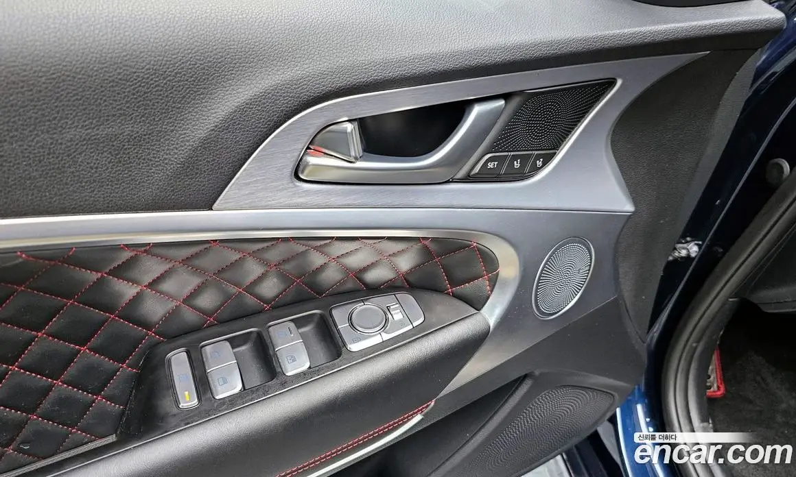 Genesis G70 2019 2.0 автомат (гидро), фото 15