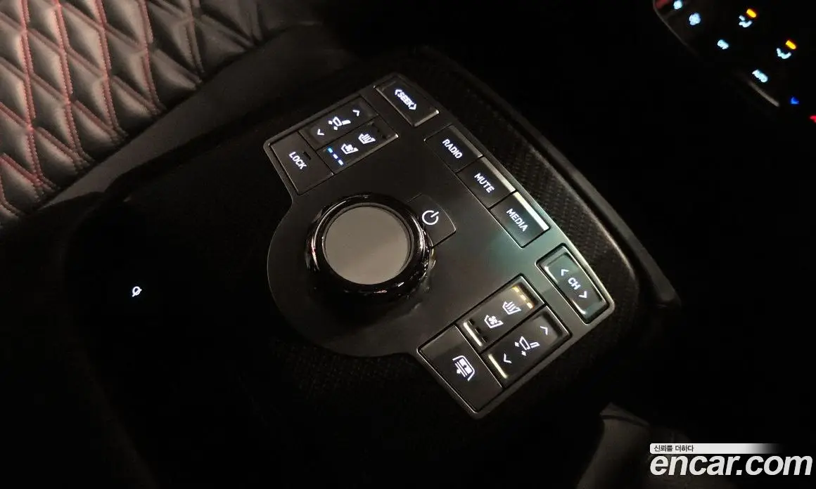 Genesis G80 2025 3.5 автомат (гидро), фото 19