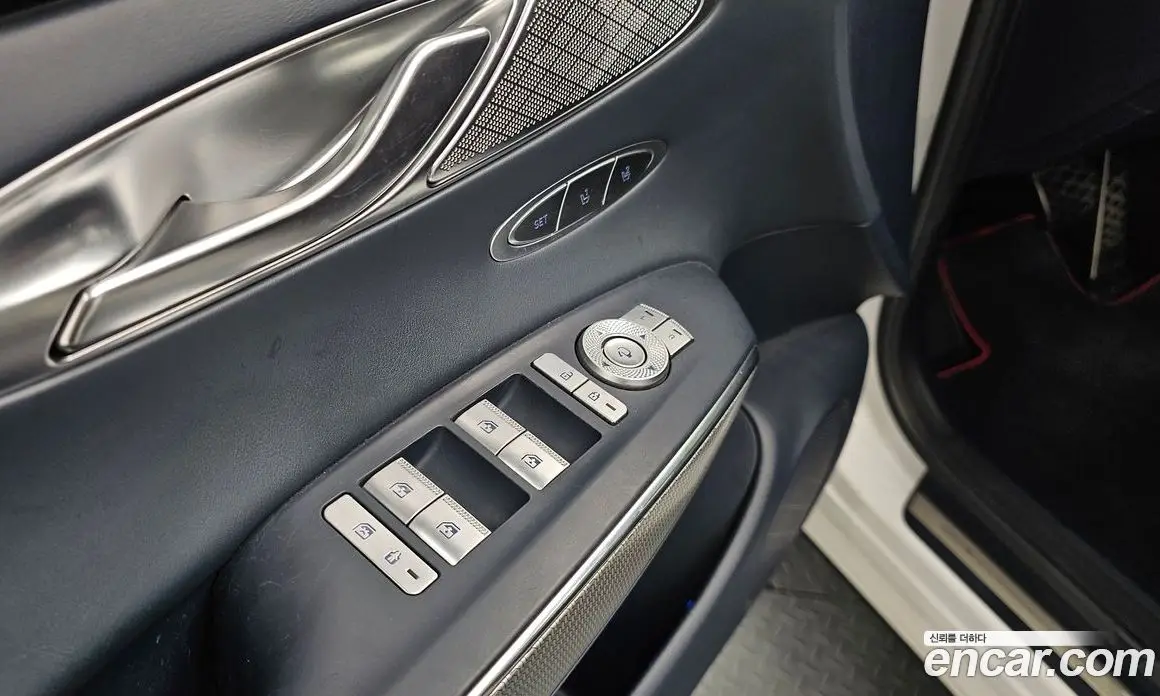 Genesis GV70 2021 2.5 автомат (гидро), фото 27