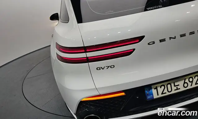 Genesis GV70 2021 2.5 автомат (гидро), миниатюра 9