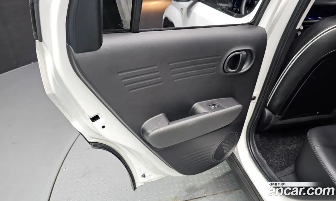 Hyundai Casper 2022 1.0 автомат (гидро), фото 15