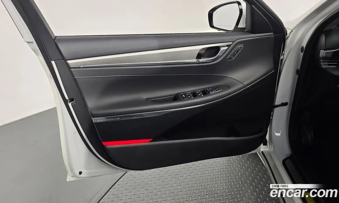 Hyundai Grandeur 2022 2.4 автомат (гидро), фото 13