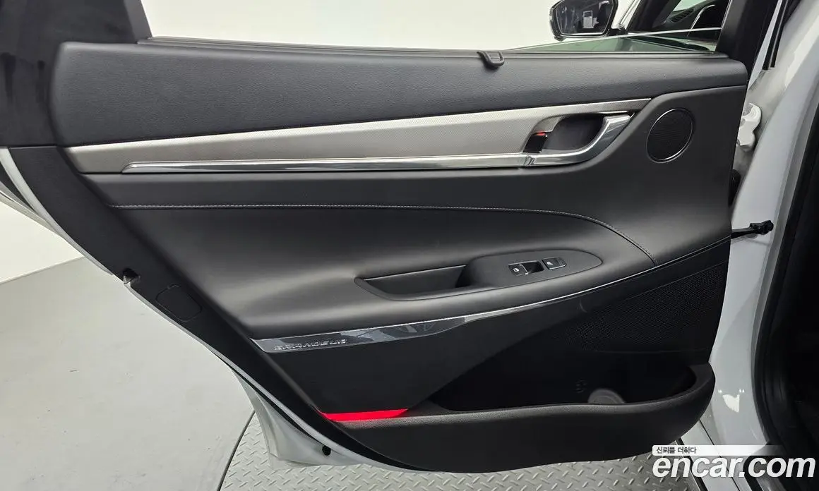 Hyundai Grandeur 2022 2.4 автомат (гидро), фото 14