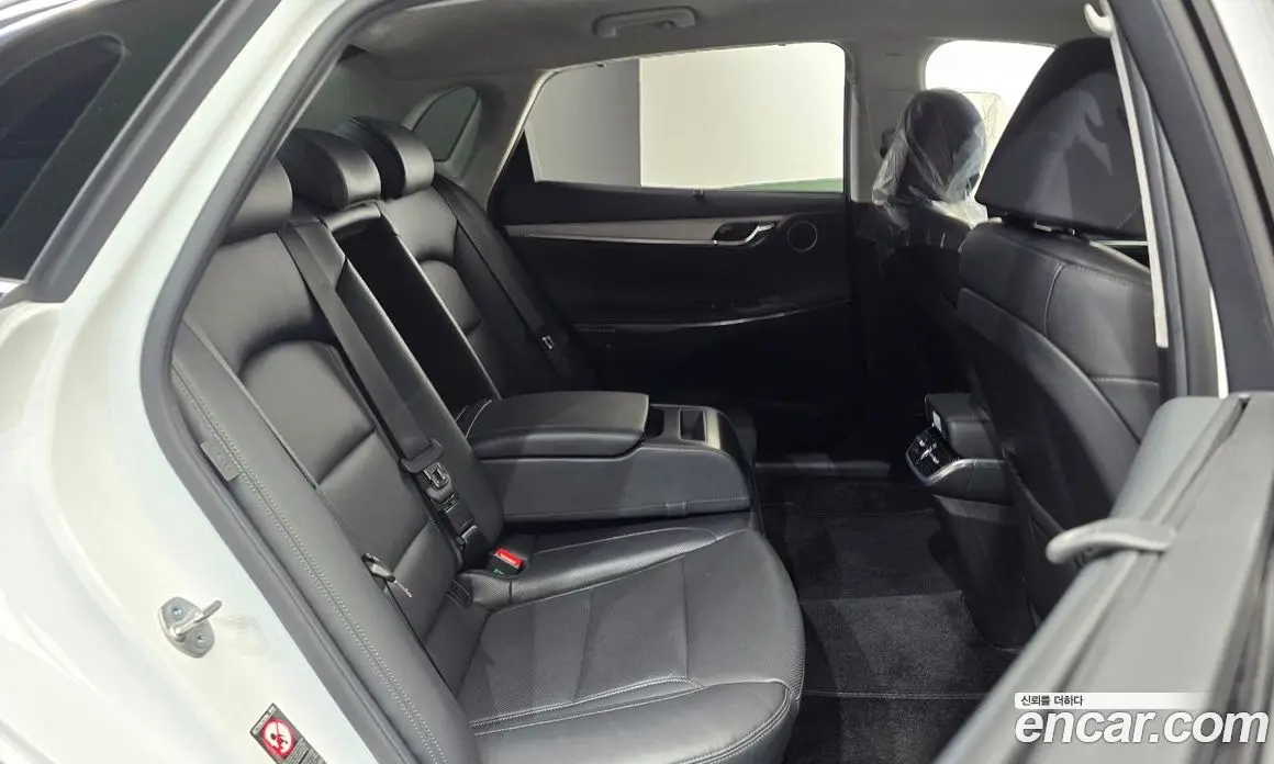Hyundai Grandeur 2022 2.4 автомат (гидро), фото 16