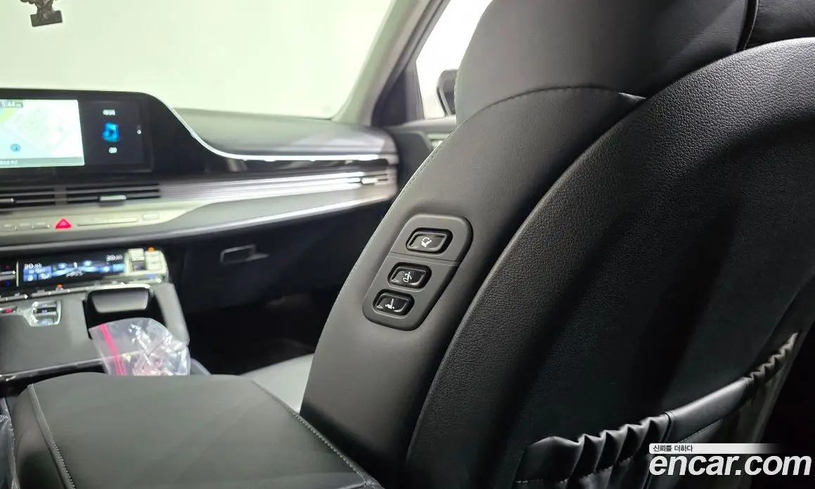Hyundai Grandeur 2022 2.4 автомат (гидро), фото 27