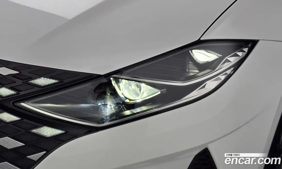 Hyundai Grandeur 2022 2.4 автомат (гидро), фото 7