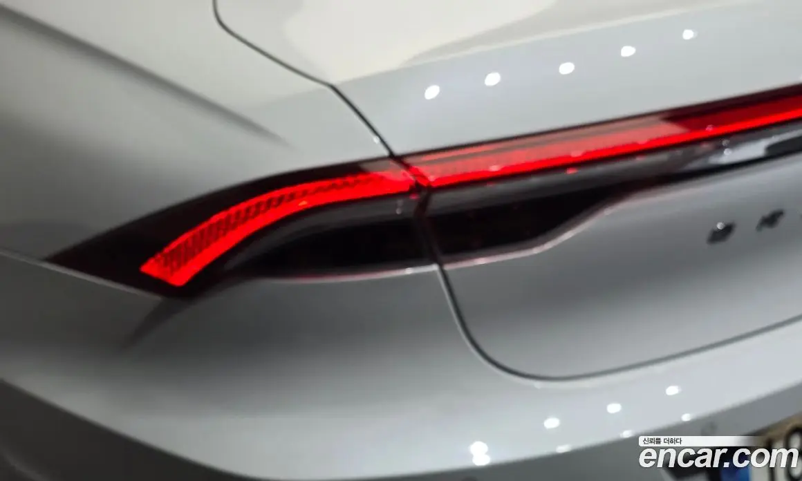 Hyundai Grandeur 2022 2.4 автомат (гидро), фото 8