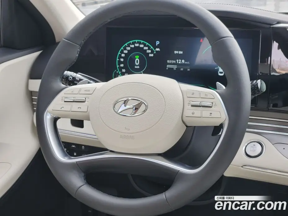 Hyundai Grandeur 2022 2.4 автомат (гидро), фото 15