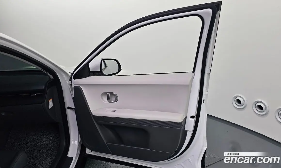 Hyundai Ioniq 5 2023 0.1 автомат (гидро), фото 14