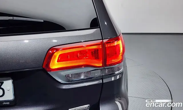 Jeep Cherokee 2019 3.6 автомат (гидро), миниатюра 9