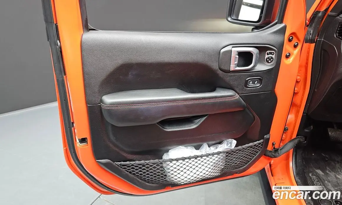Jeep Wrangler 2020 2.0 автомат (гидро), фото 14
