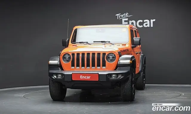Jeep Wrangler 2020 2.0 автомат (гидро), миниатюра 3