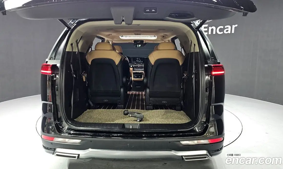 Kia Carnival 2021 2.2 автомат (гидро), фото 20
