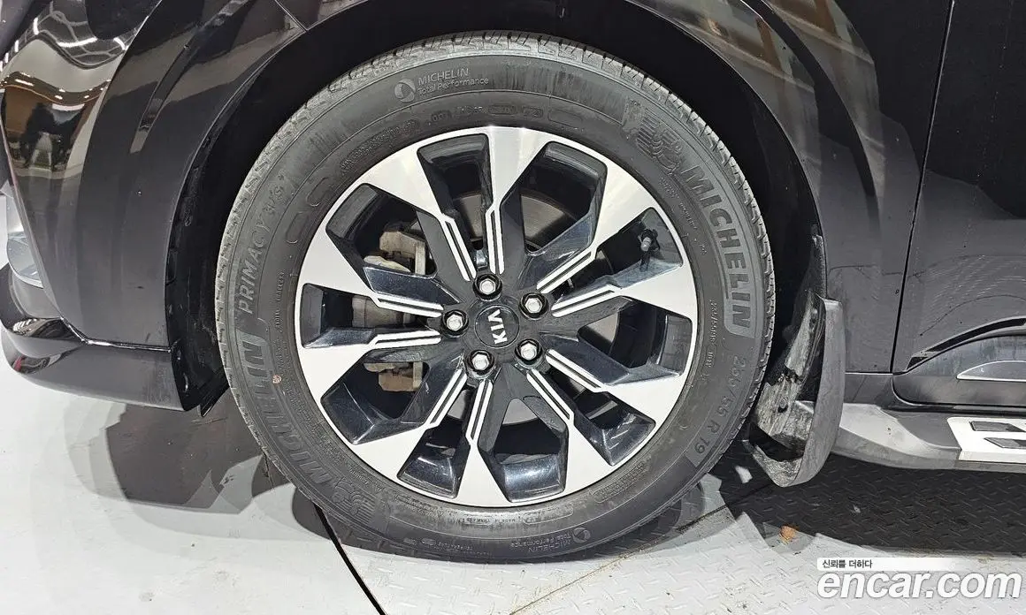 Kia Carnival 2021 2.2 автомат (гидро), фото 5