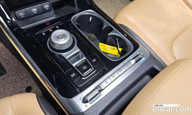Kia Carnival 2021 2.2 автомат (гидро), миниатюра 9