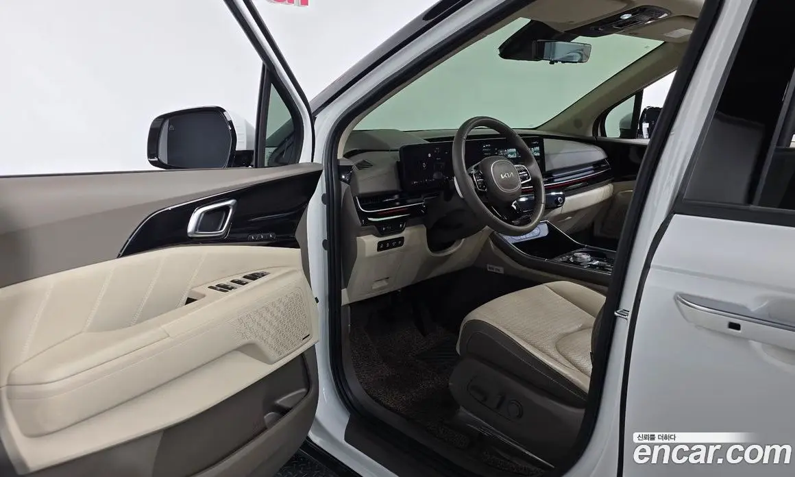 Kia Carnival 2024 1.6 автомат (гидро), фото 12