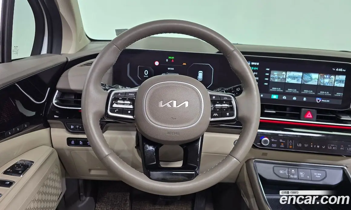 Kia Carnival 2024 1.6 автомат (гидро), фото 19