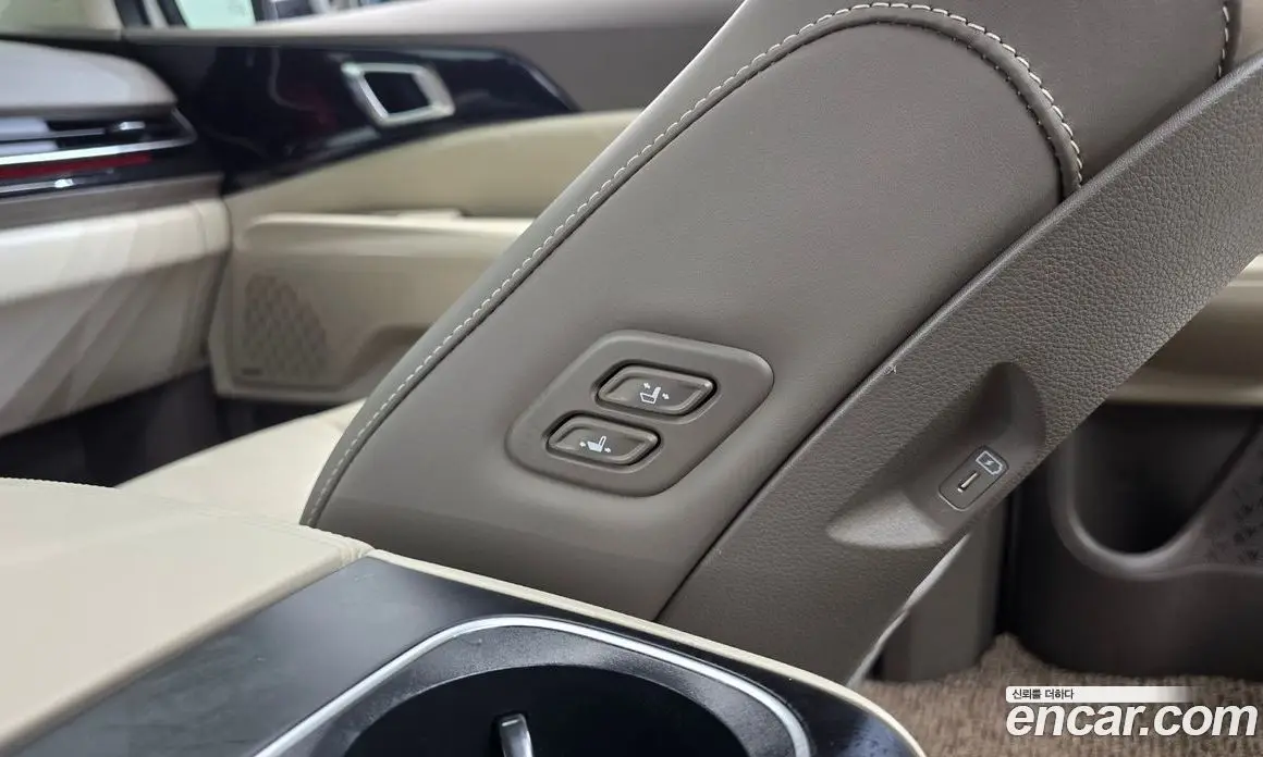 Kia Carnival 2024 1.6 автомат (гидро), фото 29
