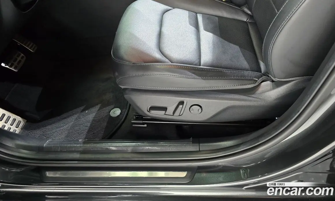 Kia Niro 2022 0.1 автомат (гидро), фото 30