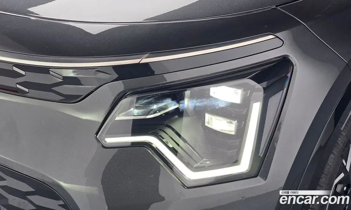 Kia Niro 2022 0.1 автомат (гидро), фото 8