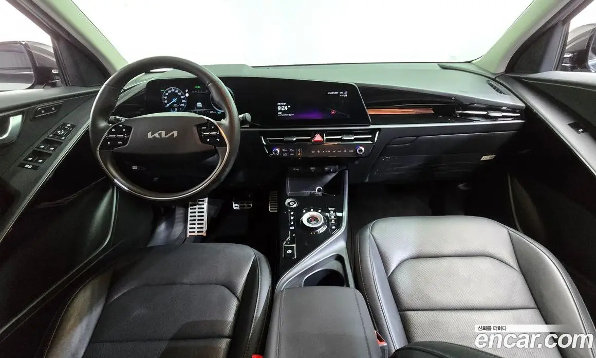 Kia Niro 2022 0.1 автомат (гидро), фото 10