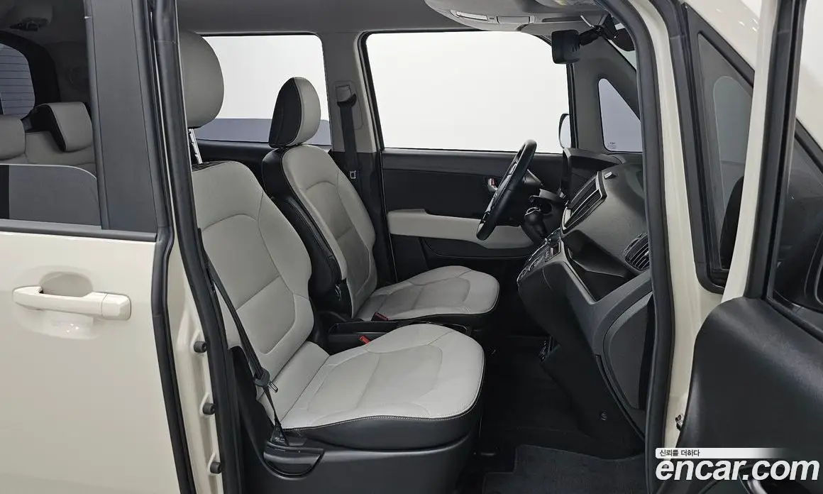 Kia Ray 2023 1.0 автомат (гидро), фото 16