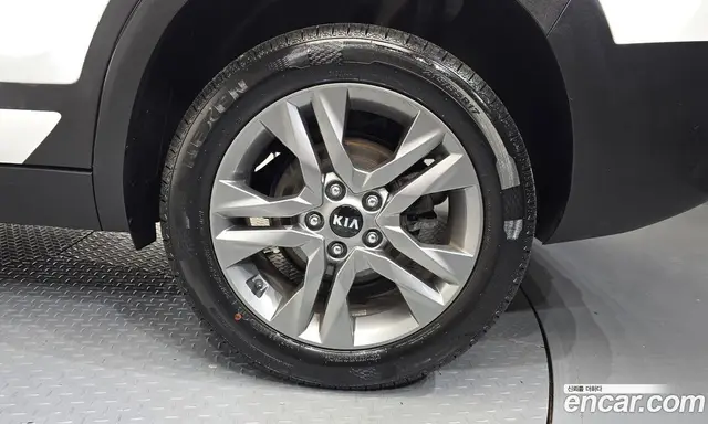 Kia Seltos 2021 1.6 автомат (гидро), миниатюра 6