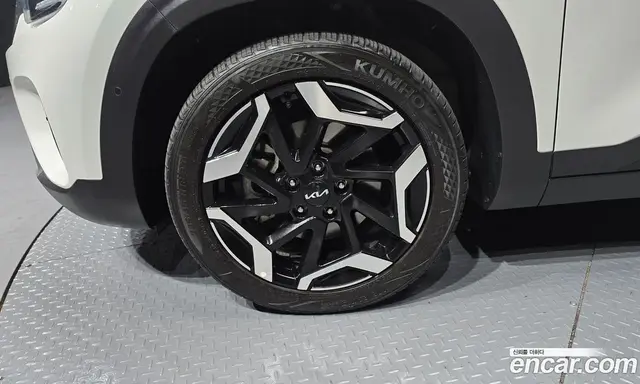 Kia Seltos 2024 1.6 автомат (гидро), миниатюра 5