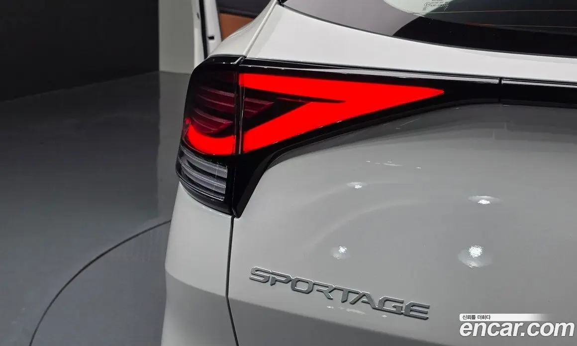 Kia Sportage 2024 1.6 автомат (гидро), фото 9