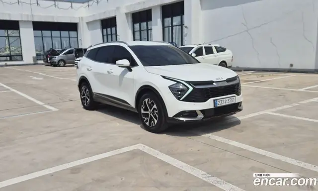 Kia Sportage 2024 1.6 автомат (гидро), миниатюра 3