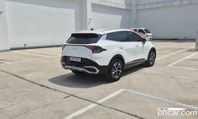 Kia Sportage 2024 1.6 автомат (гидро), миниатюра 7