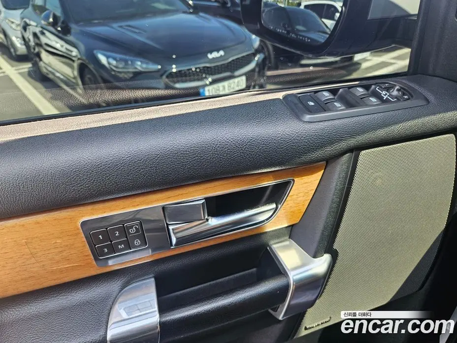 Land Rover Discovery 2014 3.0 автомат (гидро), фото 13
